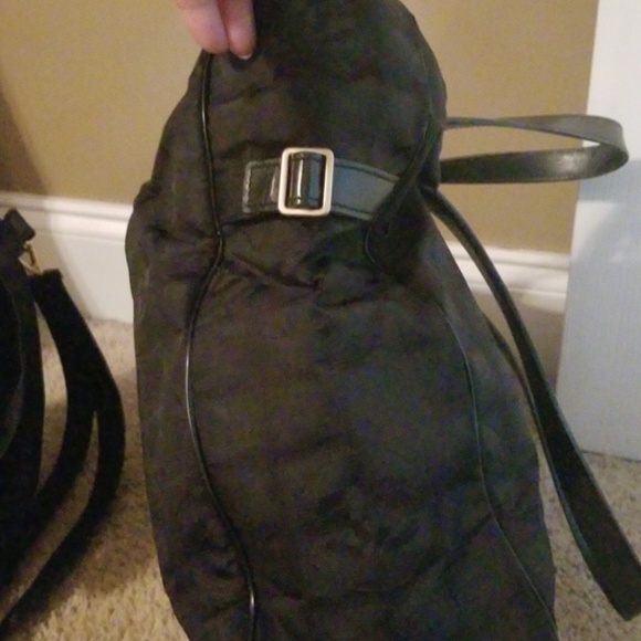 AUTHENTIC CHANEL BAG ..USED BUT STILL IN GREAT CON - Picture 2 of 7